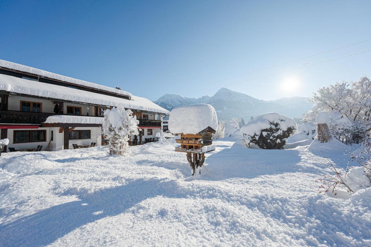 Wohlfuehlhotel Frohsinn フィッシェン エクステリア 写真