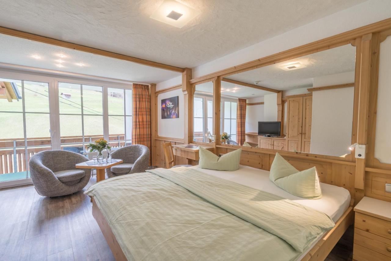 Wohlfuehlhotel Frohsinn フィッシェン エクステリア 写真